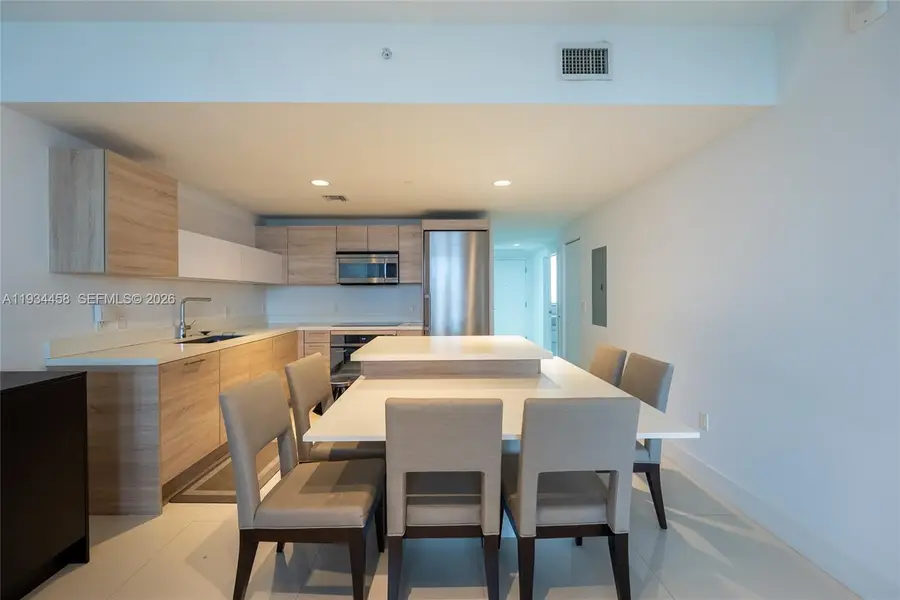16385 Biscayne Boulevard #3117, North Miami Beach, FL 33160 - #3
