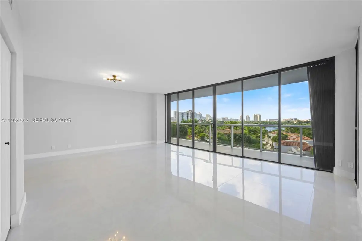 20281 E Country Club Drive #501, Aventura, FL 33180 - #1