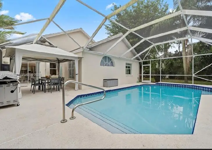2002 Lake Breeze Court, Wellington, FL 33414 - #2