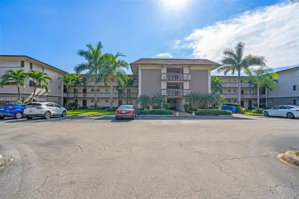 4900 Washington Street #202, Hollywood, FL 33021