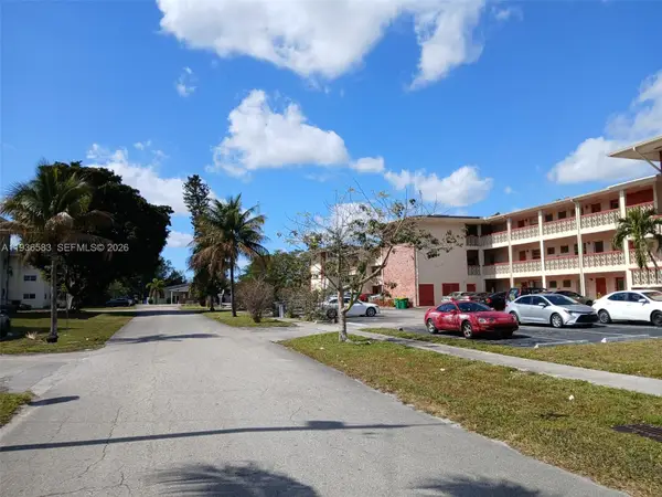 4751 NW 10th Court #310, Plantation, FL 33313