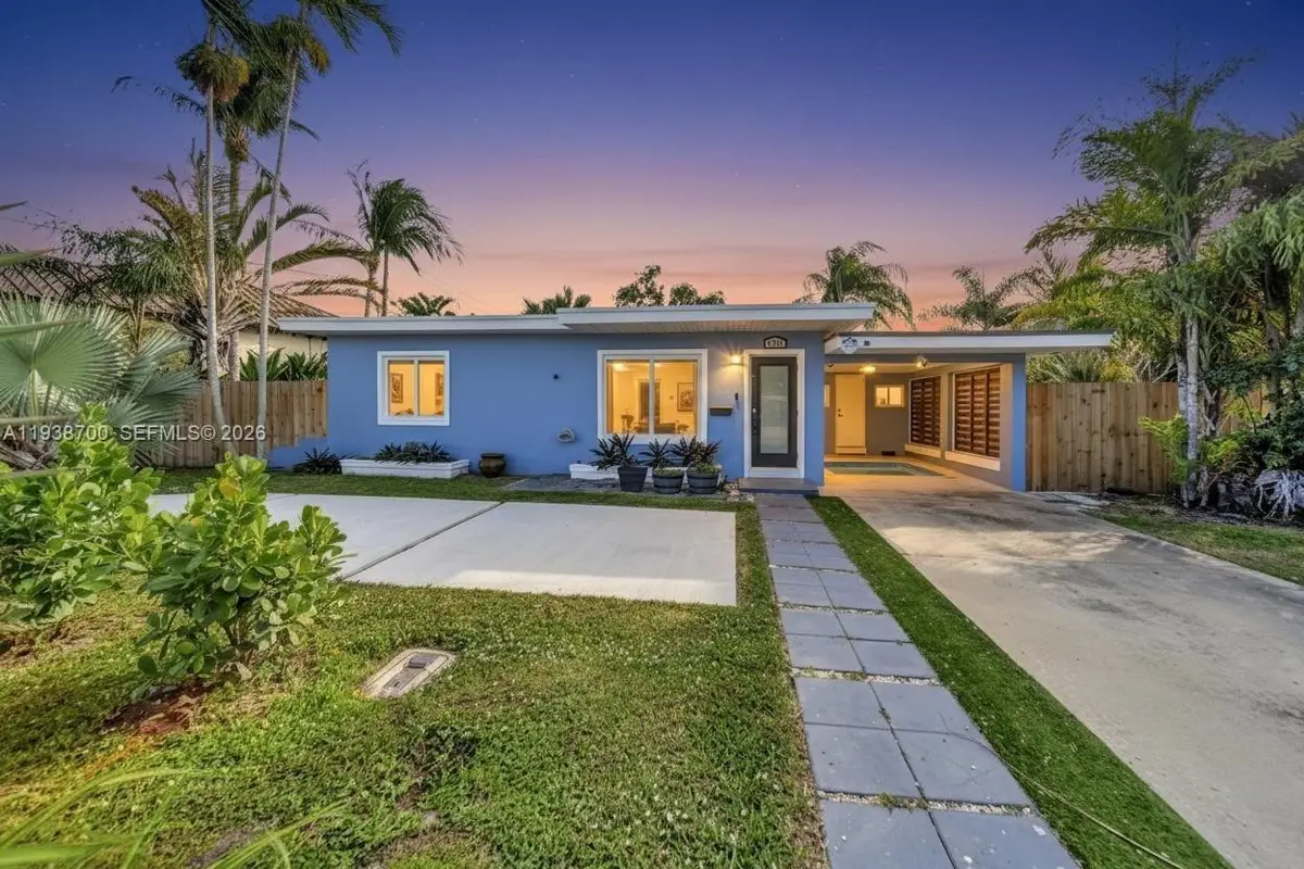 2304 SE 13th Court, Pompano Beach, FL 33062 - #1