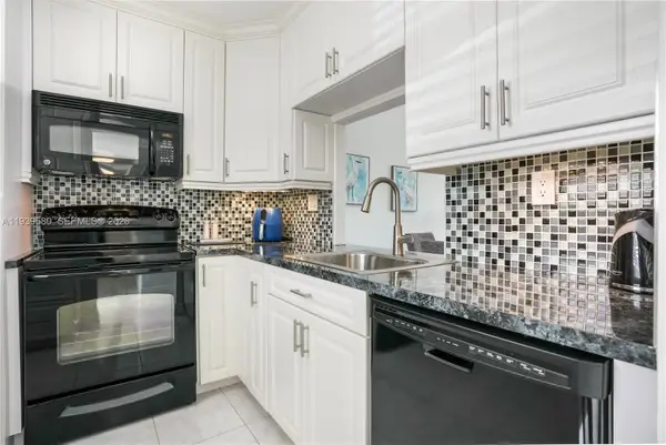 4801 NW 34th Street #406, Lauderdale Lakes, FL 33319