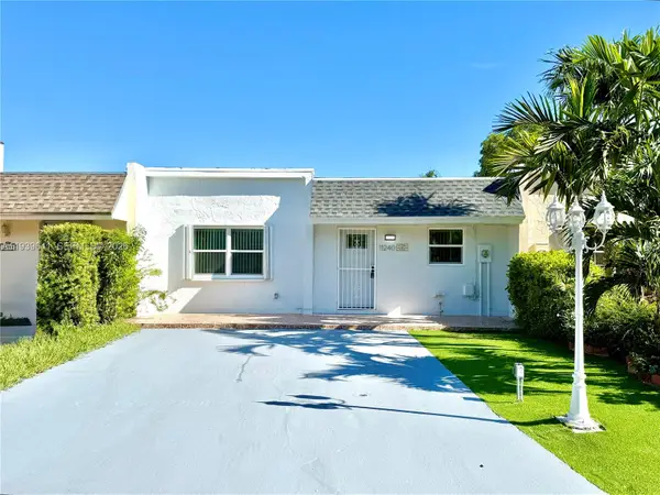 11240 SW 33rd Cir Place, Miami, FL 33165
