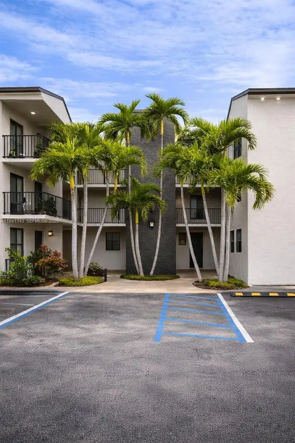 Address Withheld By Seller, Miami, FL 33135