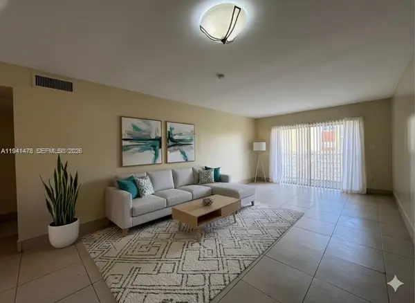 3700 NW 21st Street #304, Lauderdale Lakes, FL 33311
