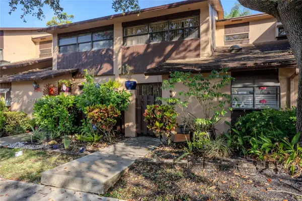 7790 NW 79th Avenue #G6, Tamarac, FL 33321