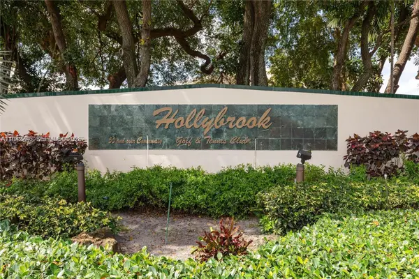 8900 Washington Boulevard #405A, Pembroke Pines, FL 33025
