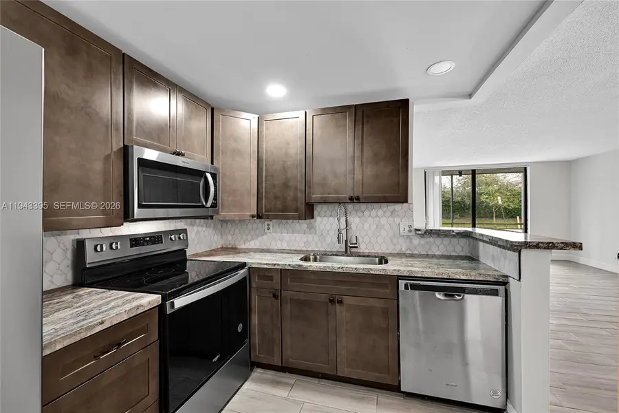 2850 Somerset Drive #105L, Lauderdale Lakes, FL 33311 - #2