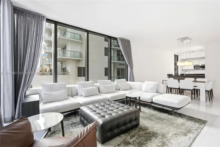 1010 Brickell Avenue #1405, Miami, FL 33131 - #2