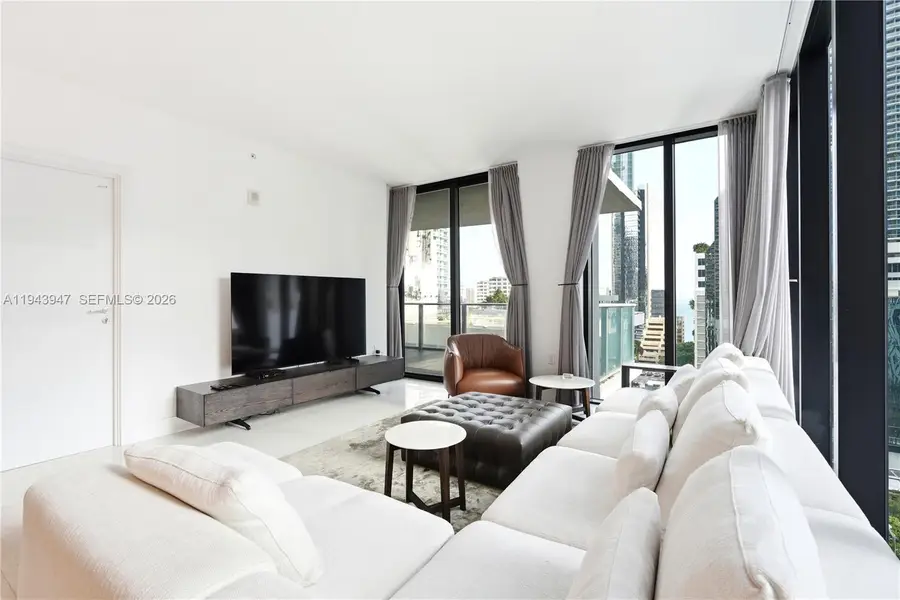 1010 Brickell Avenue #1405, Miami, FL 33131 - #3