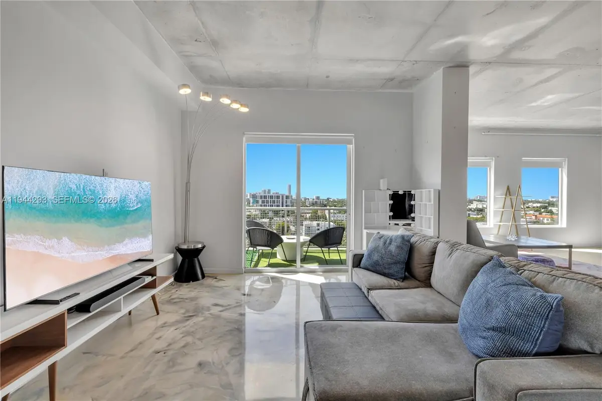 10 S River Drive #1111, Miami, FL 33130 - #1