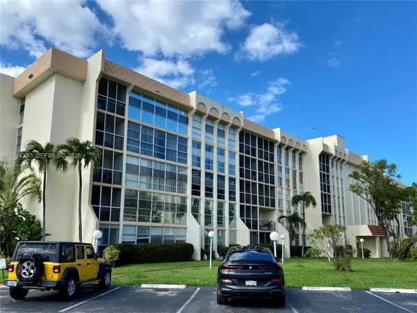 851 Three Islands Boulevard #106, Hallandale Beach, FL 33009