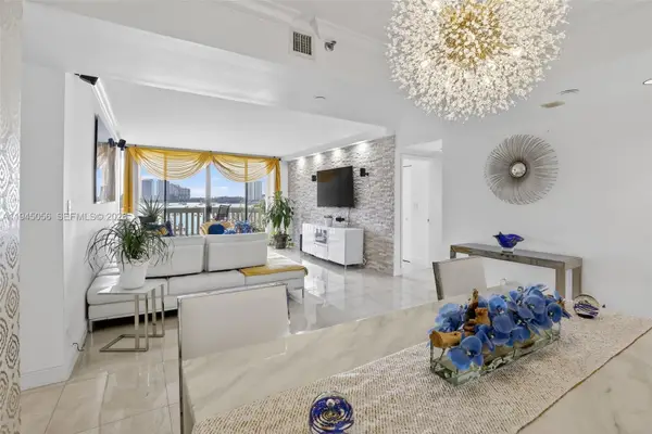 1000 Island Boulevard #312, Aventura, FL 33160