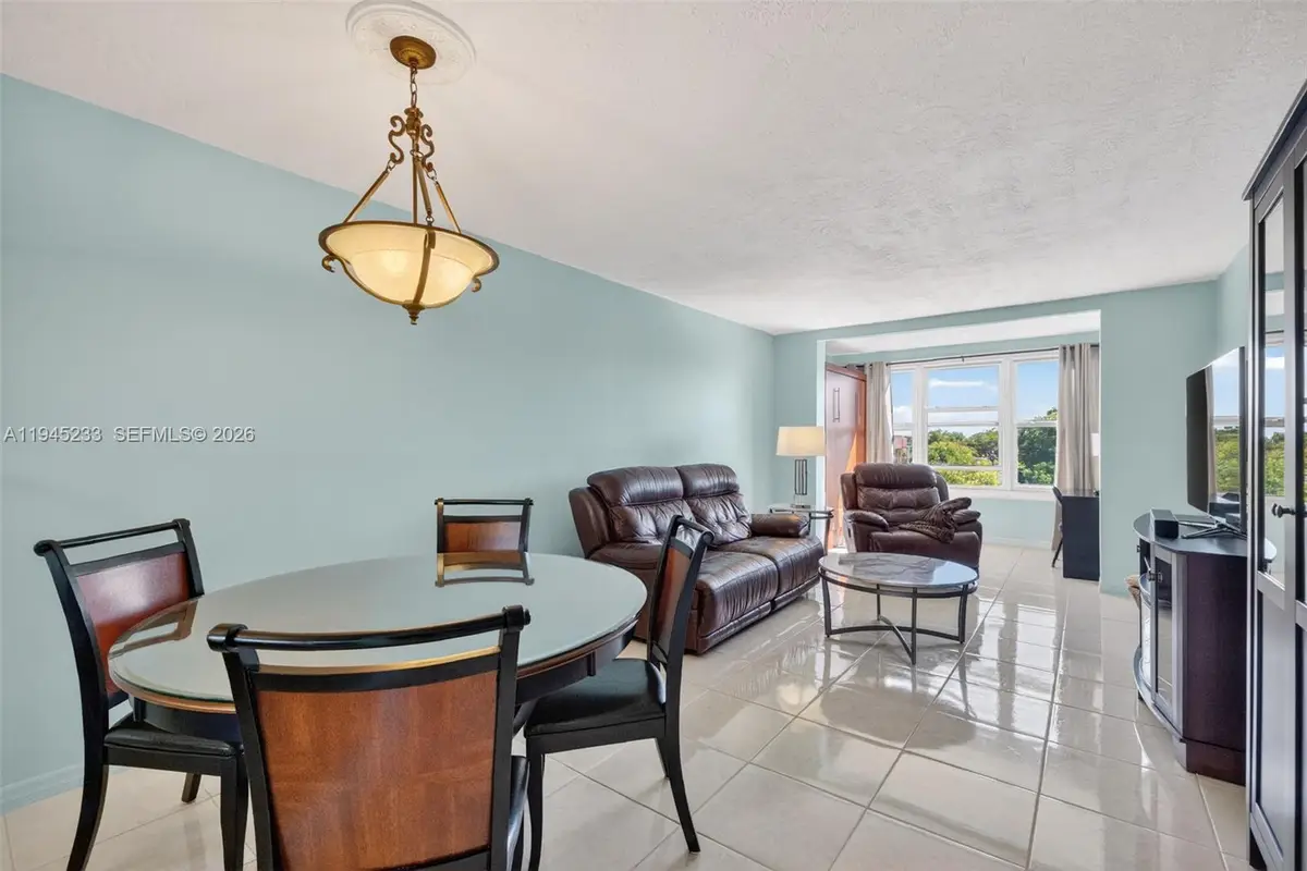 2801 Somerset Drive #408, Lauderdale Lakes, FL 33311 - #1