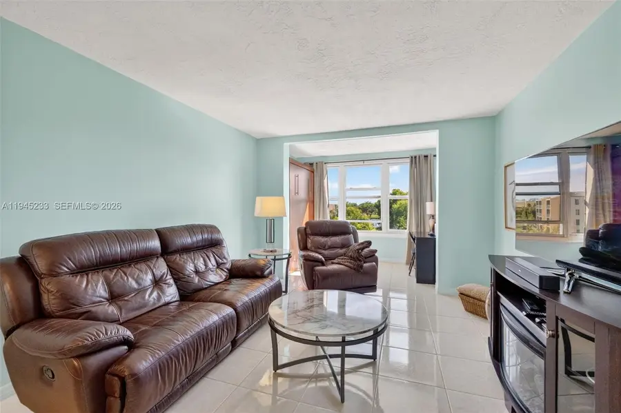2801 Somerset Drive #408, Lauderdale Lakes, FL 33311 - #2