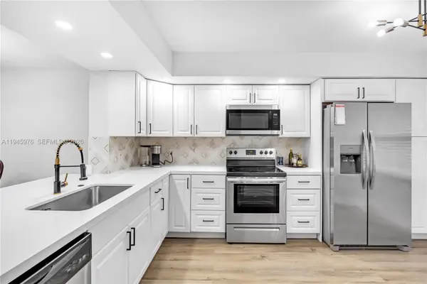 701 SW 142nd Avenue #108S, Pembroke Pines, FL 33027