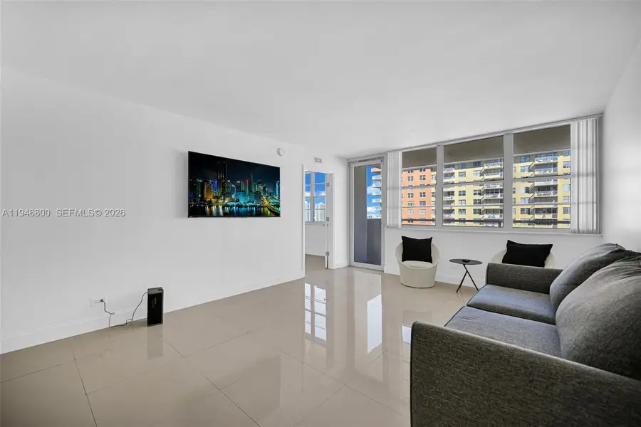 250 174th Street #1808, Sunny Isles Beach, FL 33160 - #3