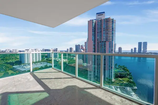 3330 NE 190th Street #1912, Aventura, FL 33180