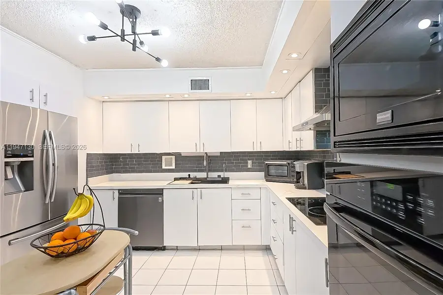 2800 N 46th Avenue #A307, Hollywood, FL 33021 - #3