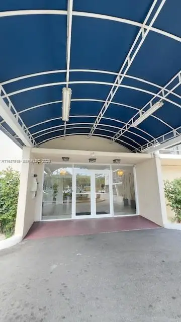 2821 N Miami Beach Boulevard #4M, North Miami Beach, FL 33160