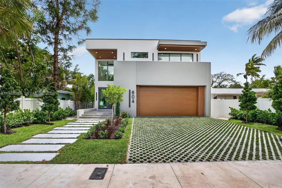 604 SW 7th Street, Fort Lauderdale, FL 33315 - #3