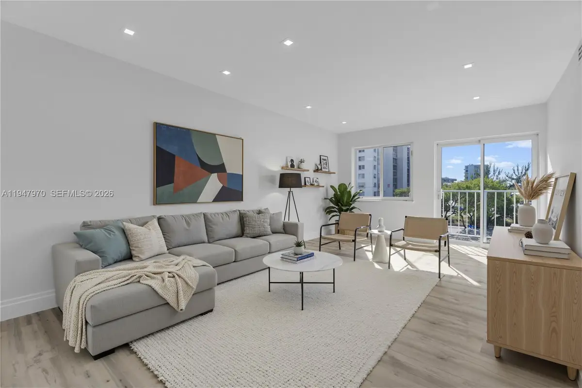 7925 Carlyle Avenue #402, Miami Beach, FL 33141 - #1