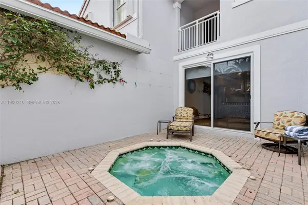 1140 Canella Lane, Hollywood, FL 33019