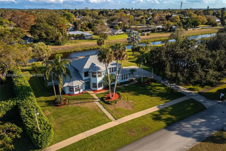 108 Ridgewood Avenue, Clewiston, FL 33440 - #2
