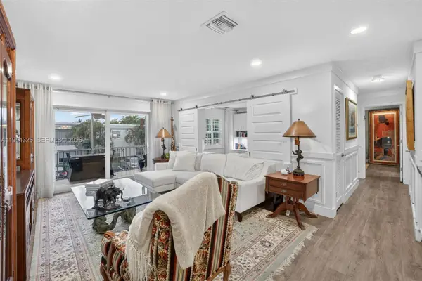 6471 Bay Club Drive #3, Fort Lauderdale, FL 33308