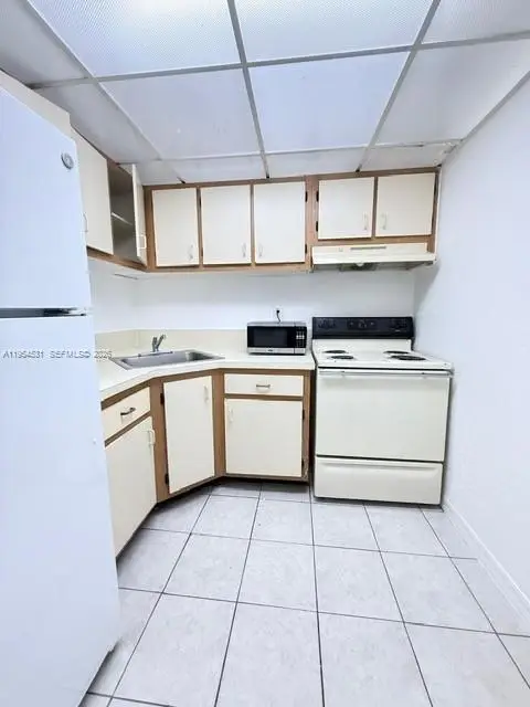 4550 NW 9th Street #812E, Miami, FL 33126 - #1