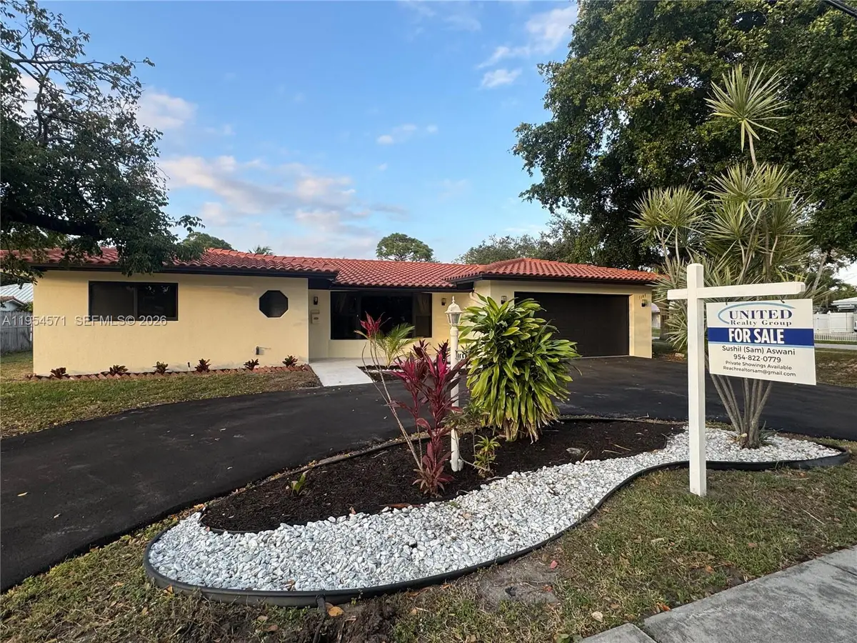 1109 SE 10th Street, Deerfield Beach, FL 33441 - #1
