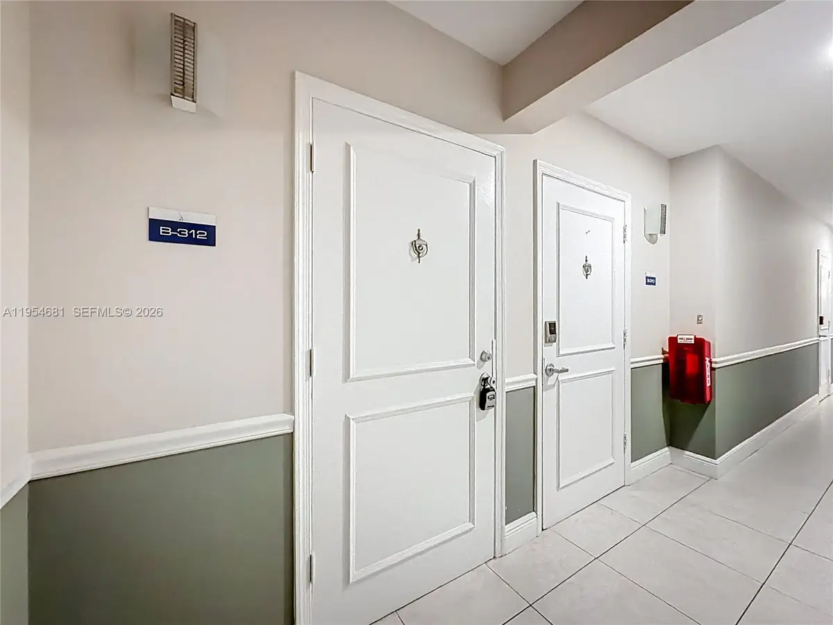 2424 SE 17th Causeway #312B, Fort Lauderdale, FL 33316 - #1