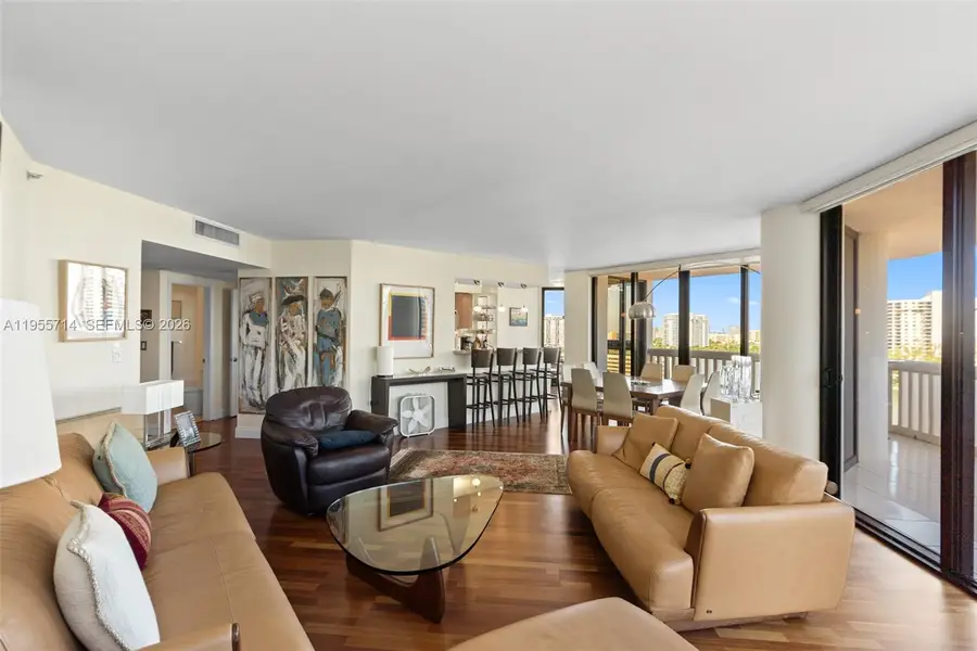 1000 W Island Boulevard #1209, Aventura, FL 33160 - #2