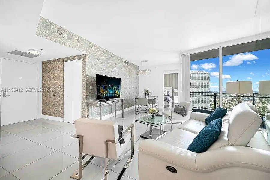 92 SW 3rd Street #4806, Miami, FL 33130 - #3