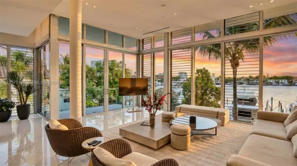 3750 Yacht Club Drive #TH1, Aventura, FL 33180