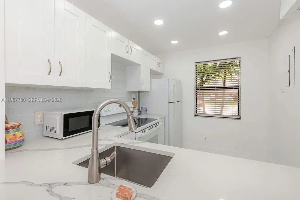10434 Sunrise Lakes Boulevard #109, Sunrise, FL 33322 - #1