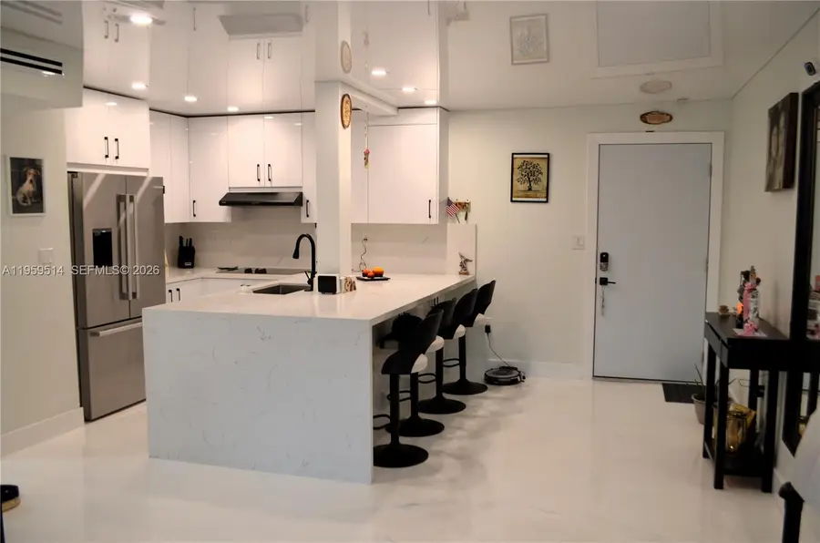 9682 Fontainebleau Boulevard #203, Miami, FL 33172 - #3