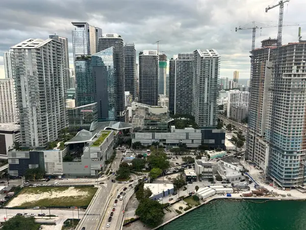 350 S Miami Avenue #3904, Miami, FL 33130
