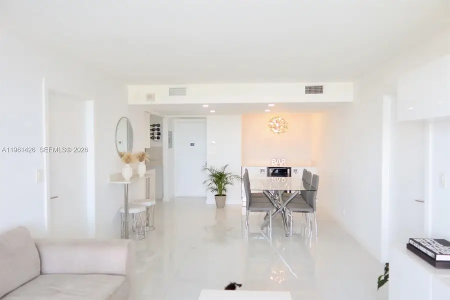 20301 W Country Club Drive #1422, Aventura, FL 33180 - #2