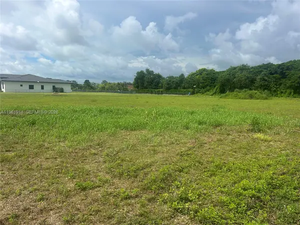 23800 SW 209th Place, Homestead, FL 33031