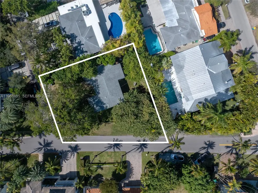 301 Redwood Lane, Key Biscayne, FL 33149 - #2
