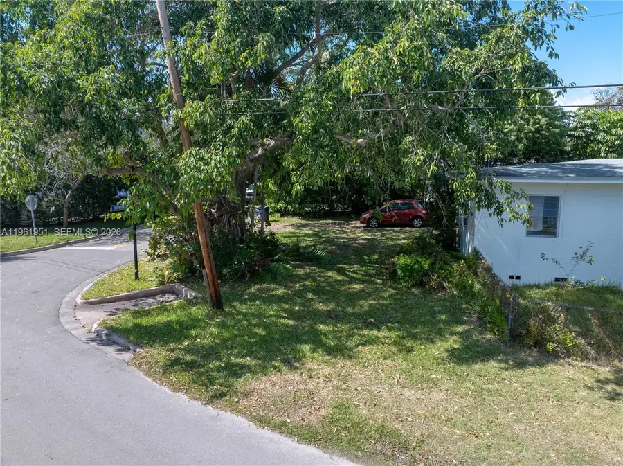 301 Redwood Lane, Key Biscayne, FL 33149 - #3