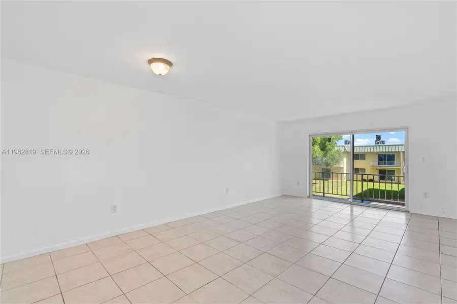 505 NW 177th Street #243, Miami Gardens, FL 33169 - #3