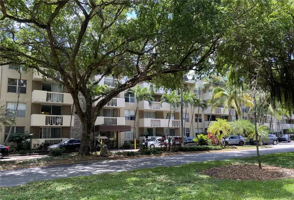 1800 Sans Souci Boulevard #119, North Miami, FL 33181
