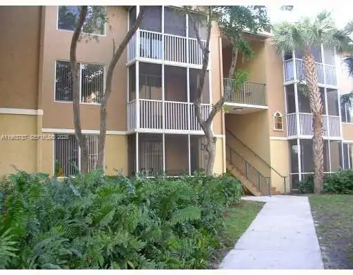 4055 W Mcnab Road #H303, Pompano Beach, FL 33069