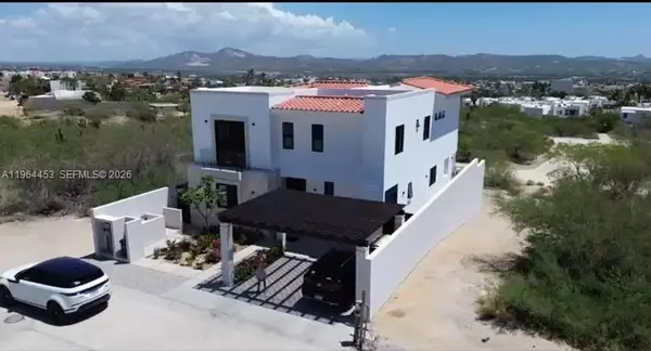25 Paso Hermosa Vista, ,  
