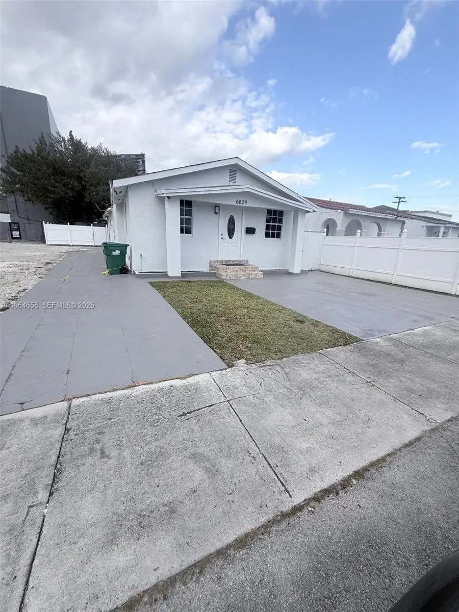 6829 SW 25th Street, Miami, FL 33155 - #2