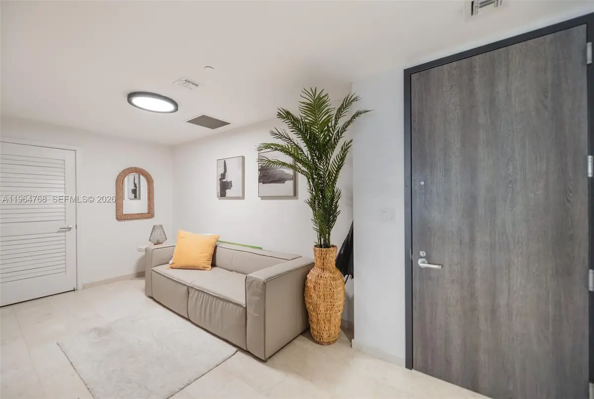 88 SW 7th Street #2204, Miami, FL 33130 - #1