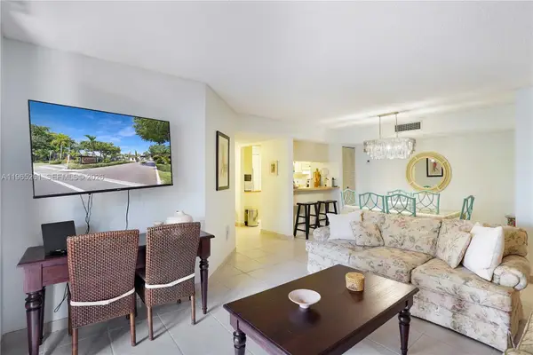 927 NE 199th Street #104, Miami, FL 33179